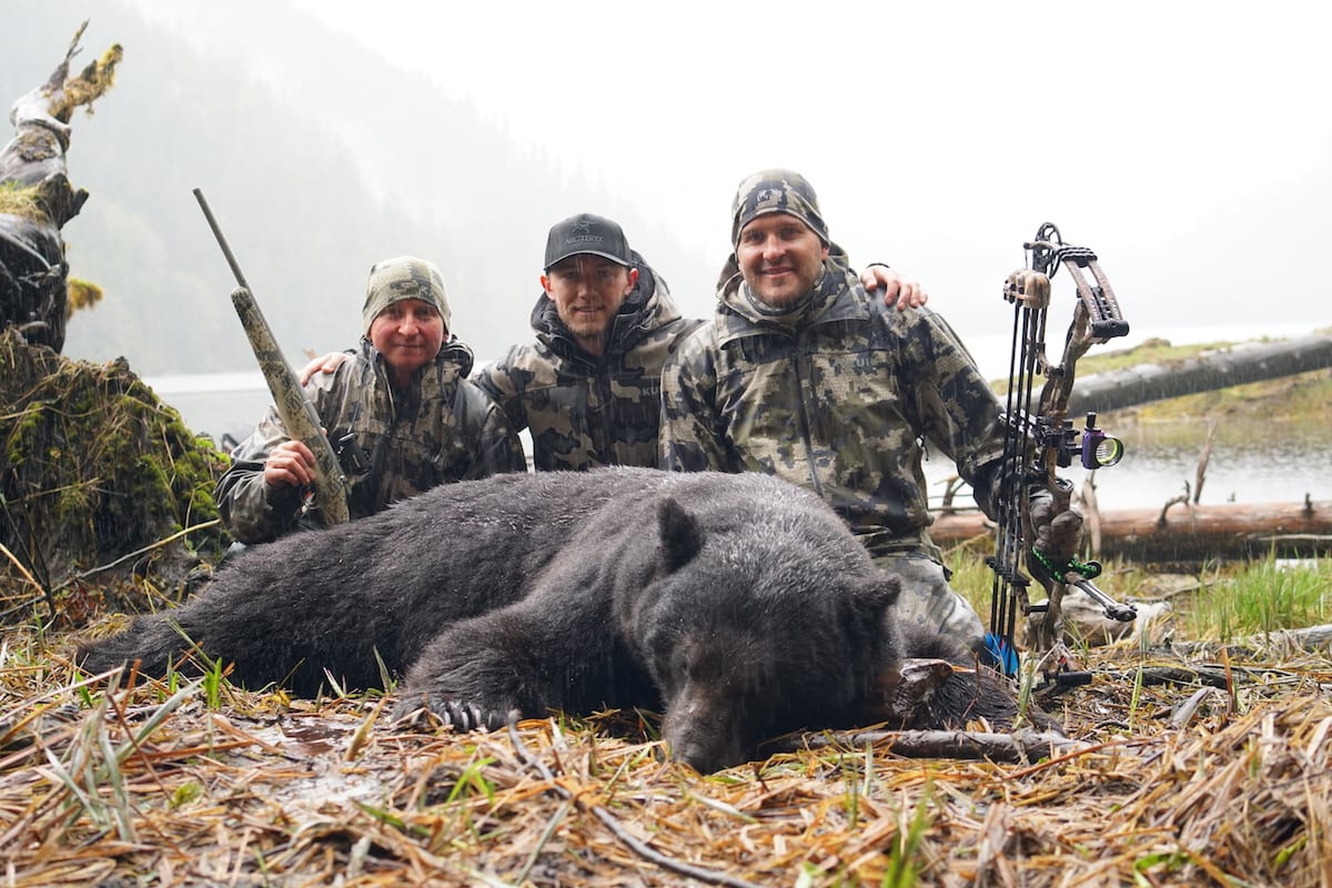 Guides Brad and Kash with Dave on this wet coastal morning.